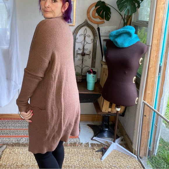 Forever 21 Taupe/ Pink Fluffy Long Open front Cardigan Size Small - Picture 14 of 15